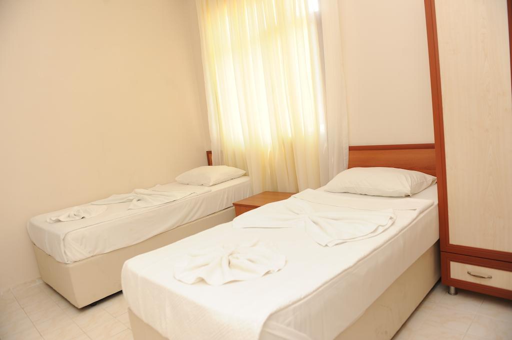 Holiday World Hotel Alanya Pokoj fotografie