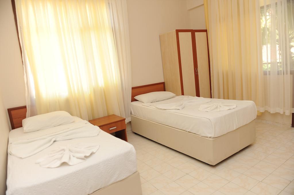 Holiday World Hotel Alanya Pokoj fotografie